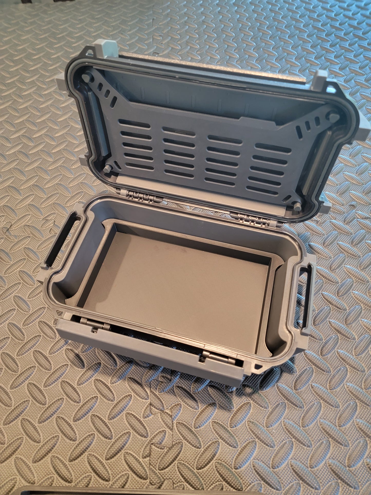 Cigar Humidor Insert With Included Hygrometer | Fits Pelican R60 Personal Utility Ruck Case SKU: RKR600-0000