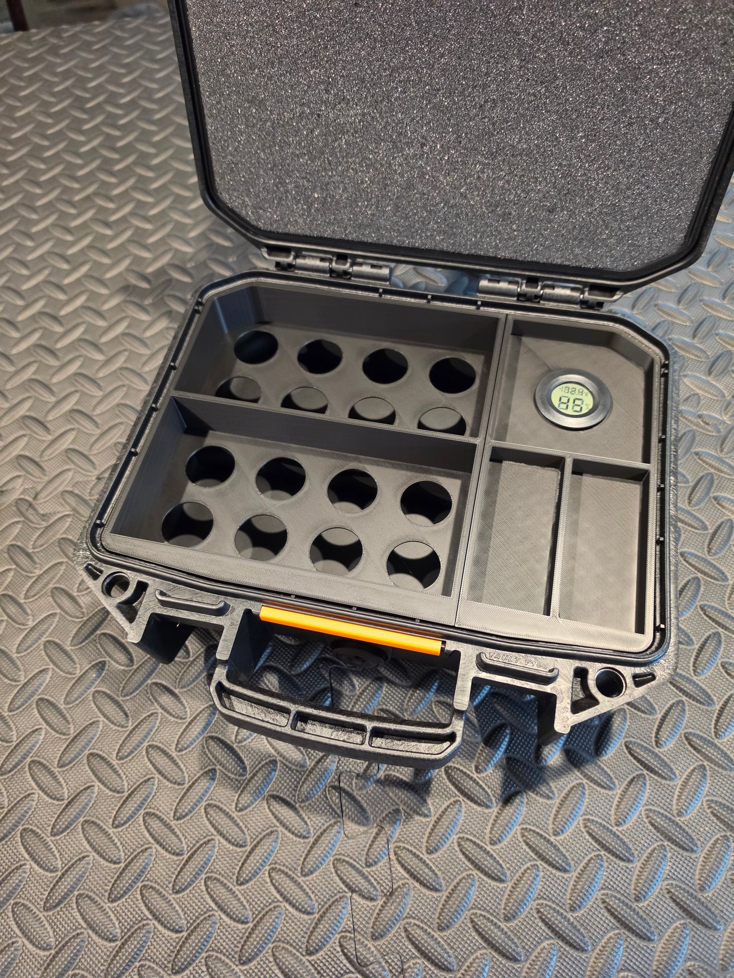 Cigar Humidor Insert With Included Hygrometer | Fits Pelican V100 Case