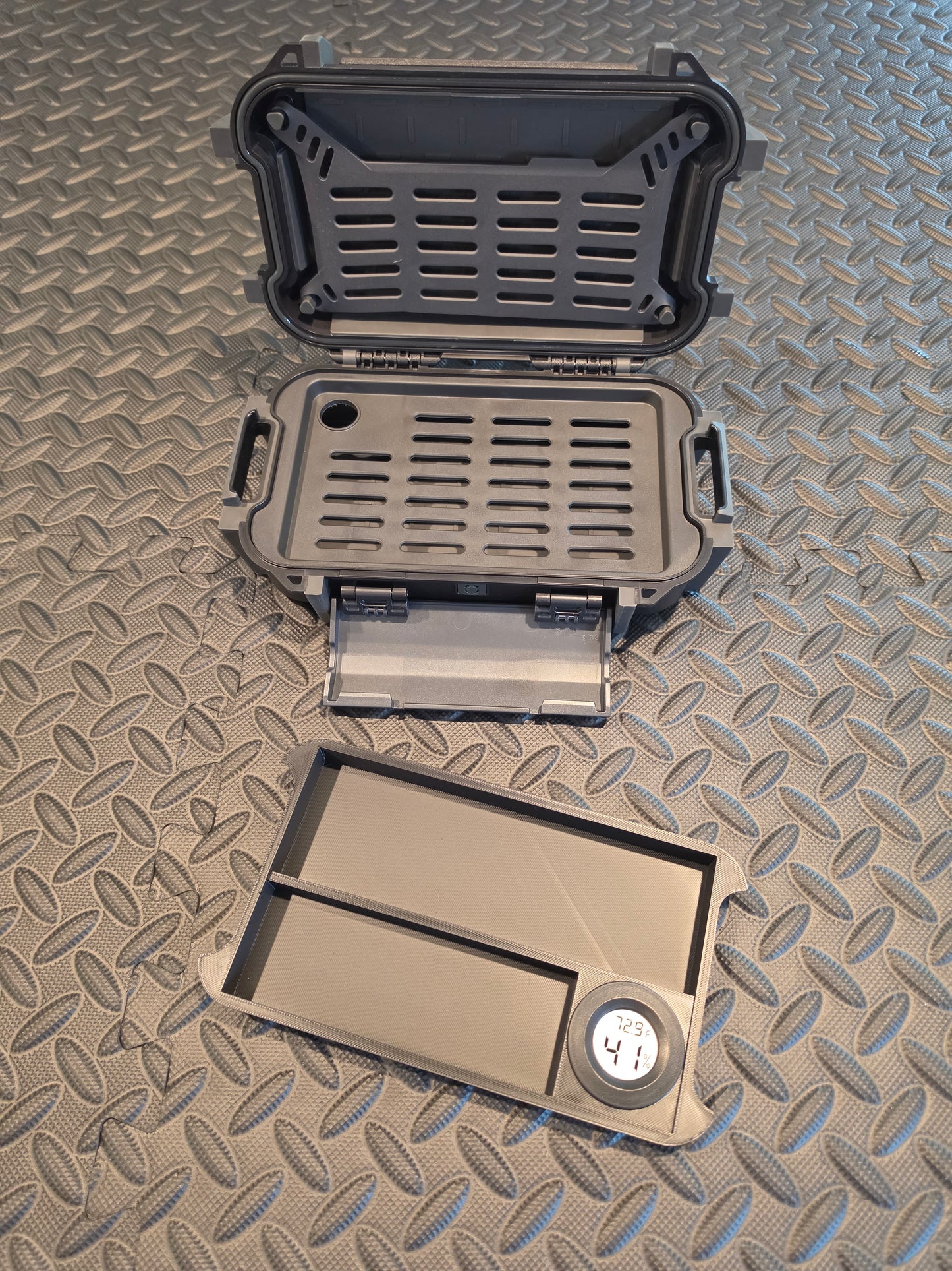 Cigar Humidor Insert With Included Hygrometer | Fits Pelican R40 Personal Utility Ruck